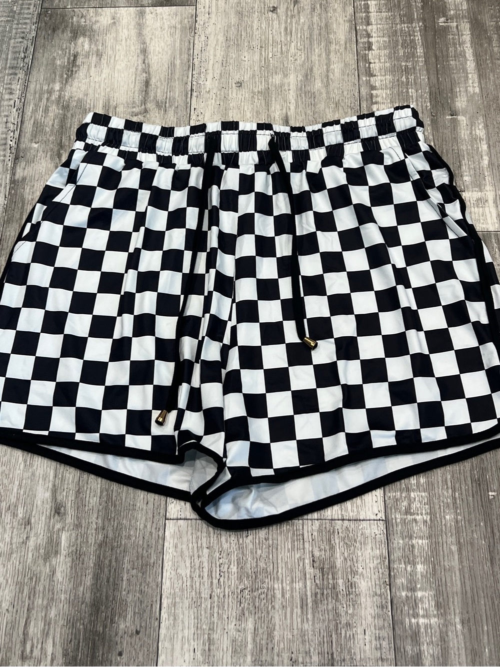 Checkerboard Drawstring Shorts with pockets- Size L